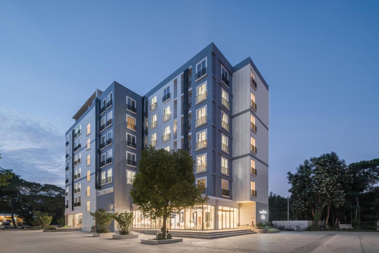Tree Tara Hotel لامبانج المظهر الخارجي الصورة